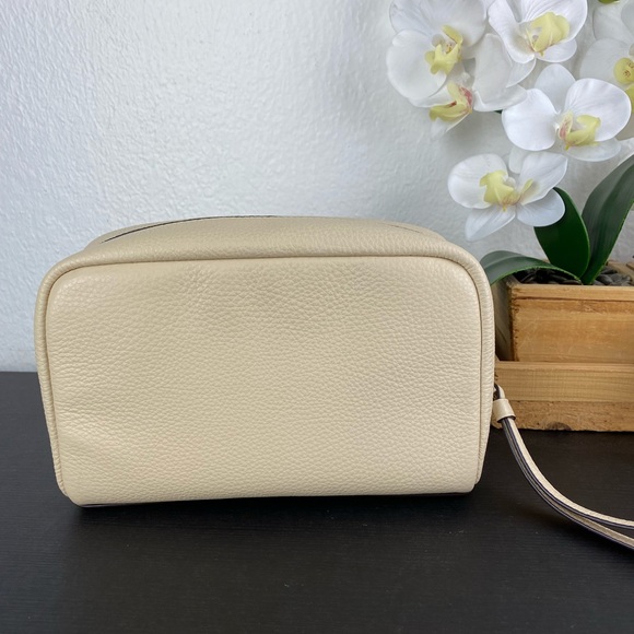 Coach X Jean Michel Basquiat Boxy Cosmetic Case - Picture 4 of 8